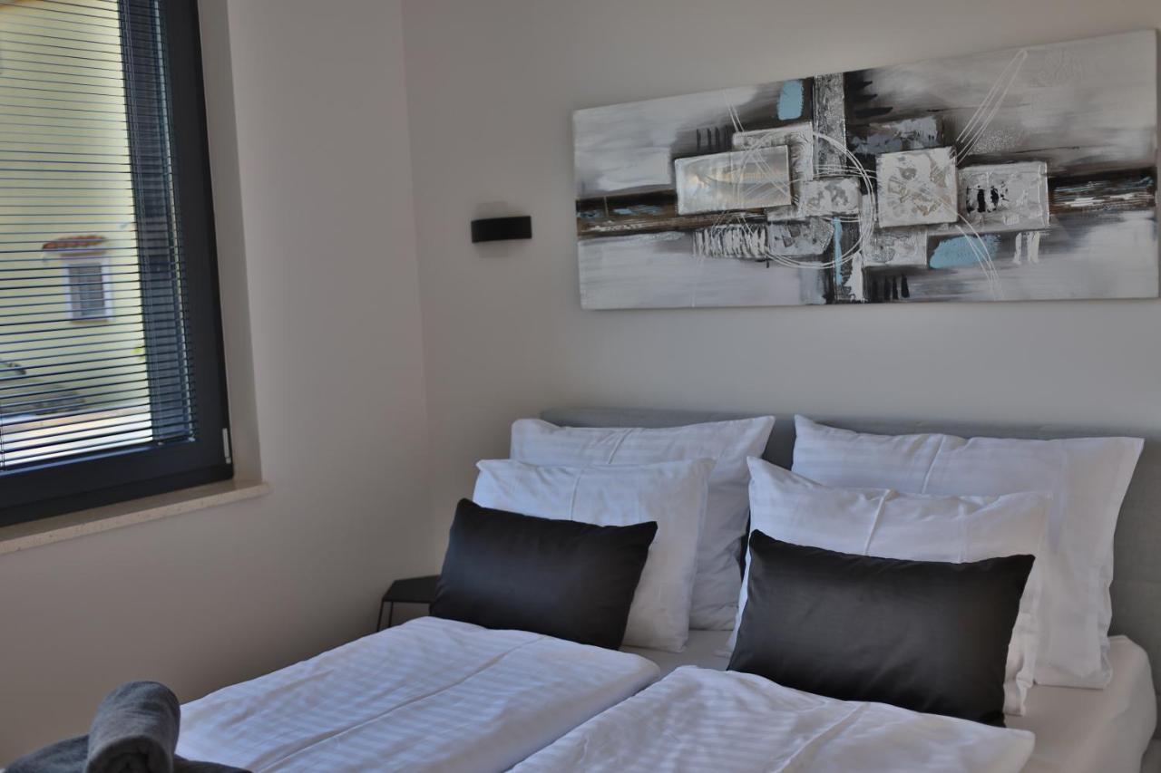 Dinary Apartman Vir Exterior photo